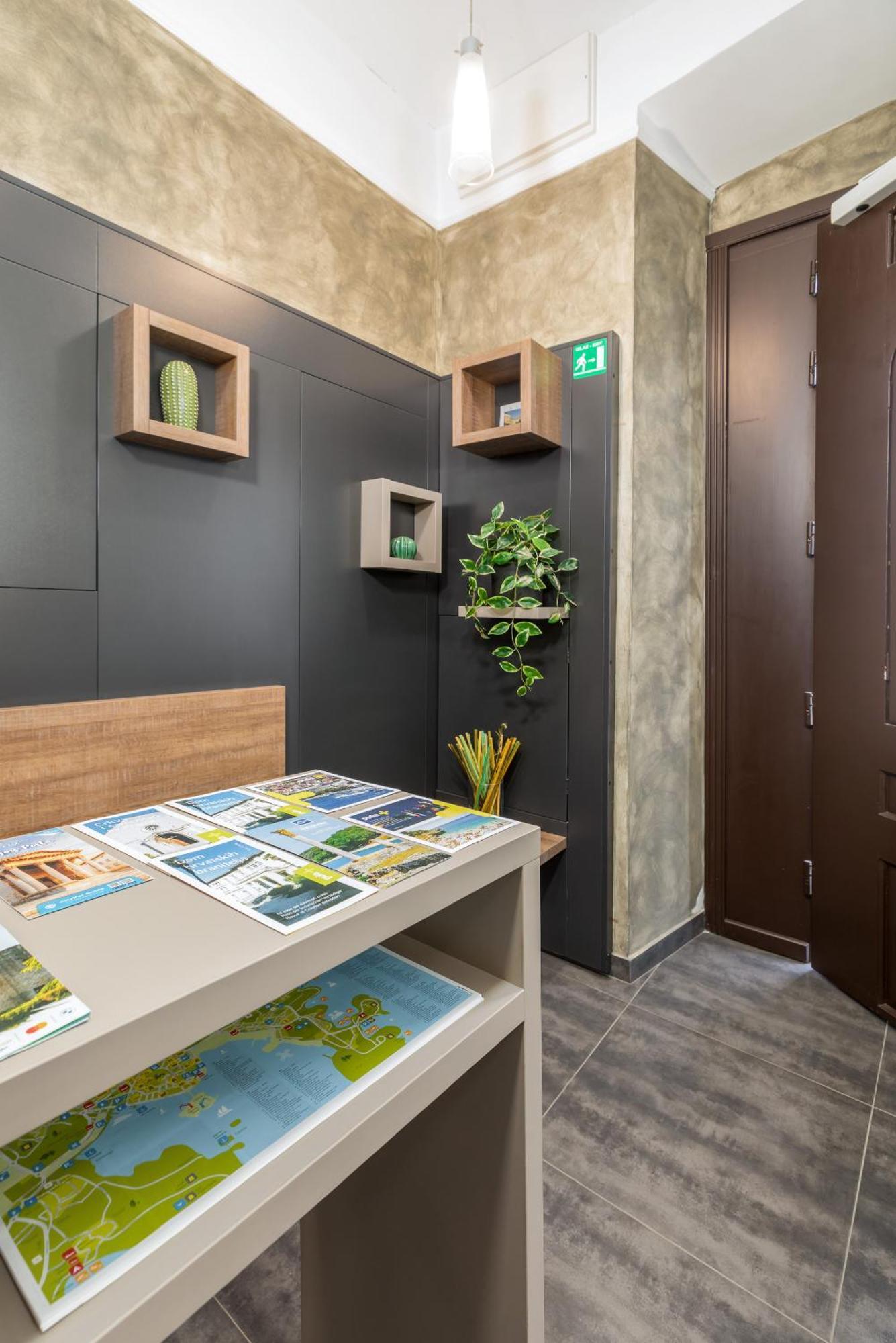 PUY Boutique Suites Joyce מראה חיצוני תמונה