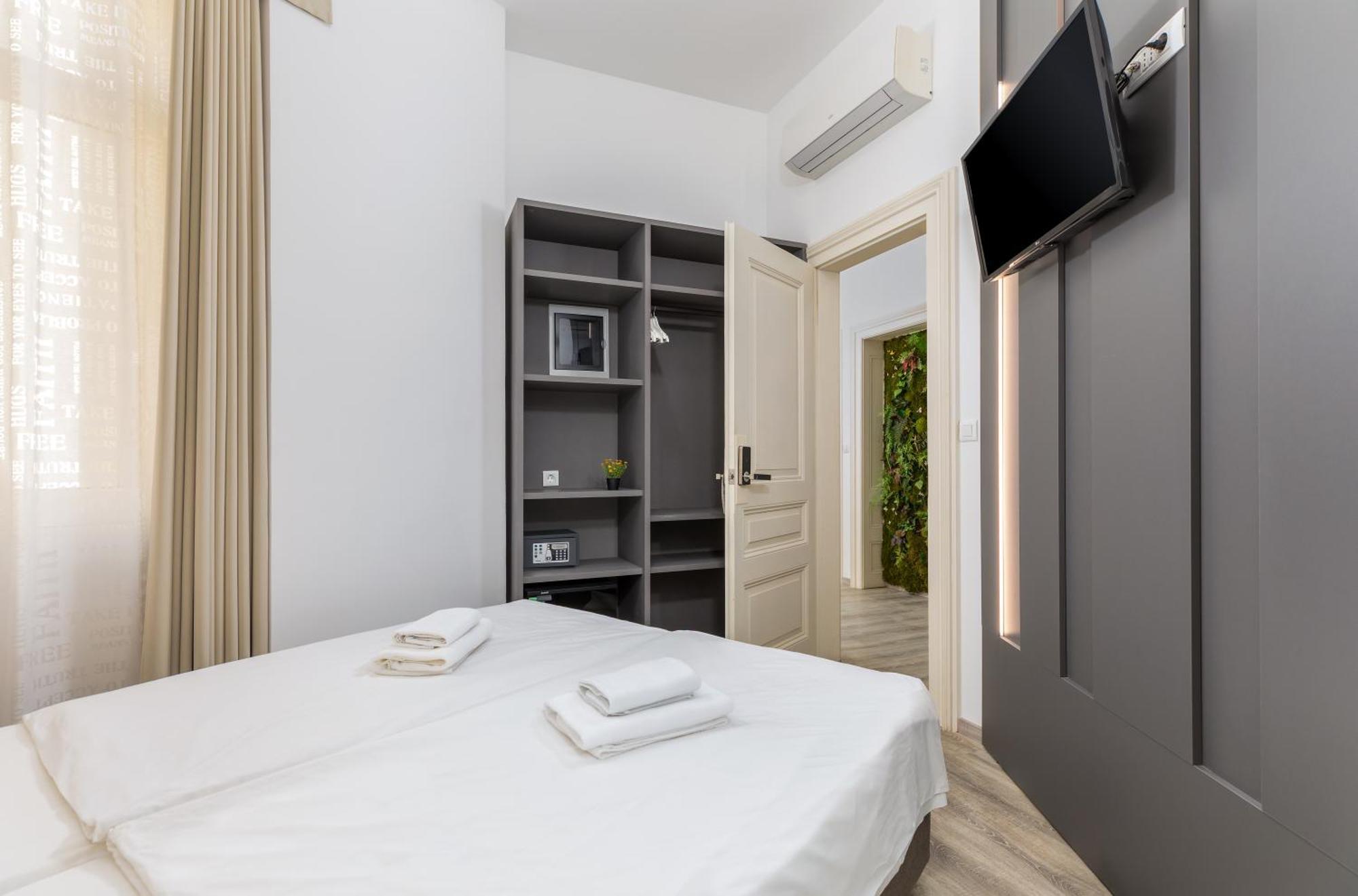 PUY Boutique Suites Joyce מראה חיצוני תמונה