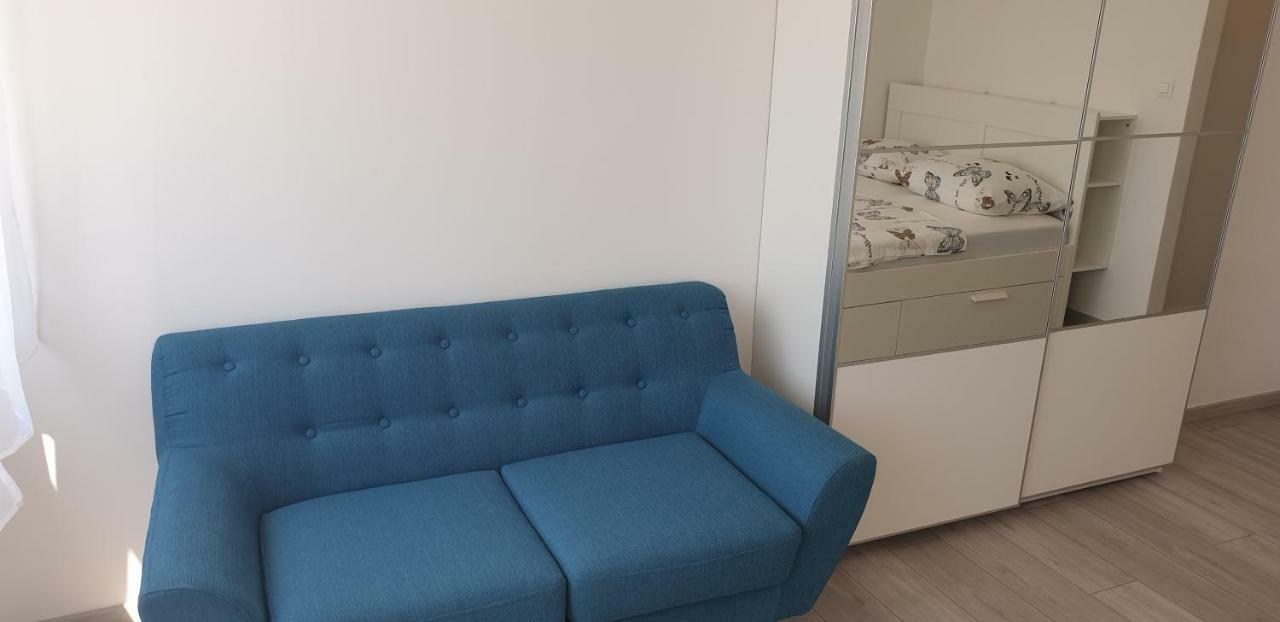 PUY Boutique Suites Joyce מראה חיצוני תמונה